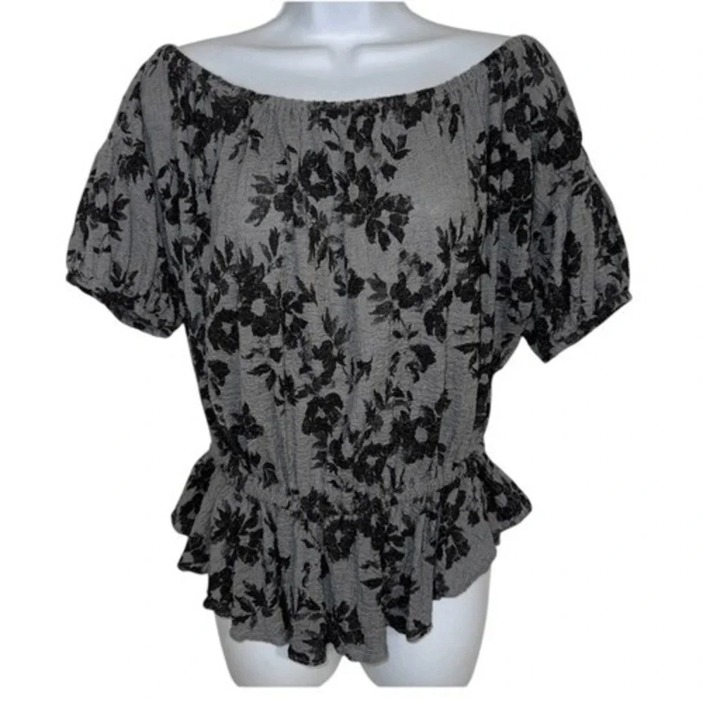 FREE PEOPLE Black and Gray Floral Peplum‎ Hem Top Size Medium